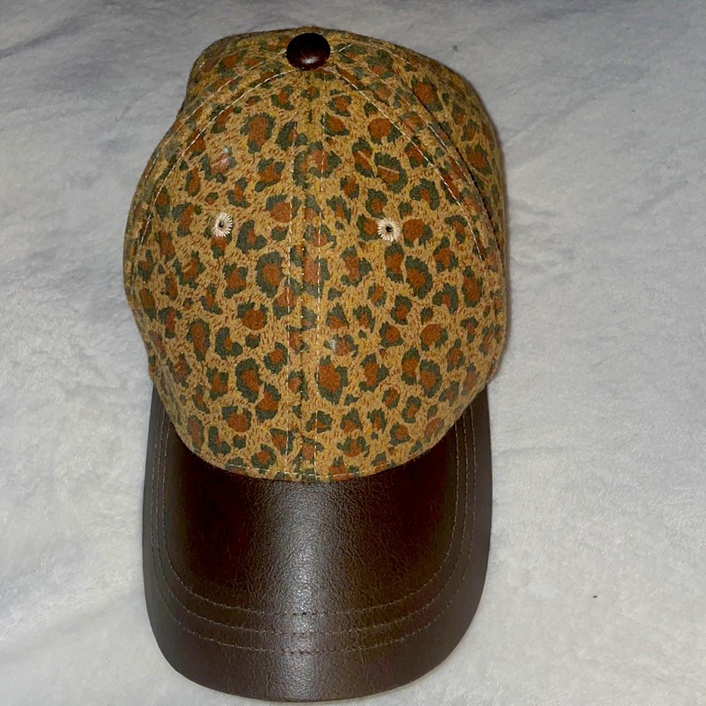 Maurice’s Leopard Hat